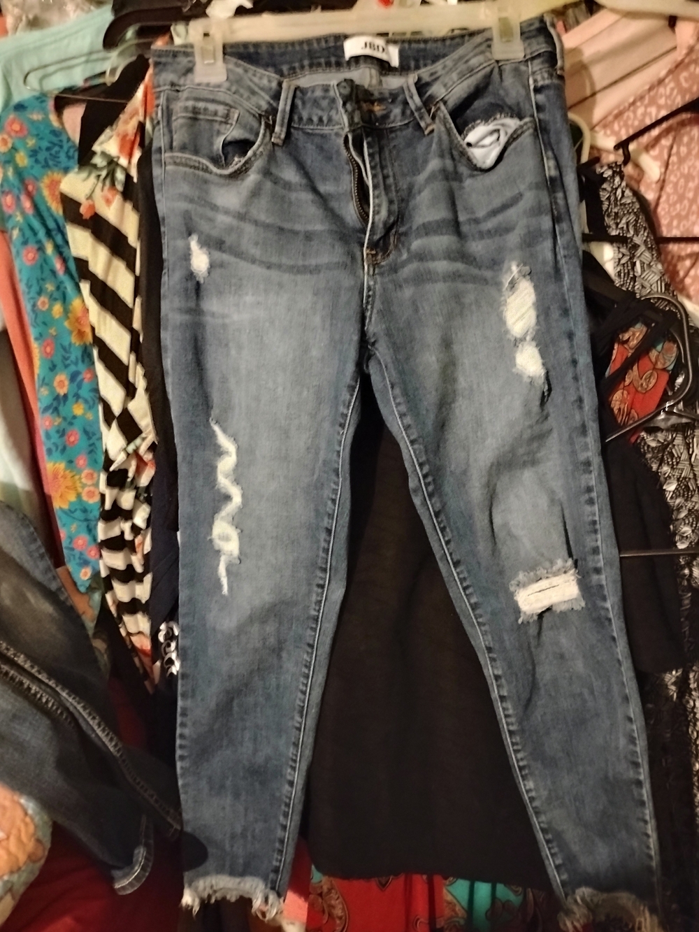 Just Black Women's Distressed Skinny Jeans in Faded Blue